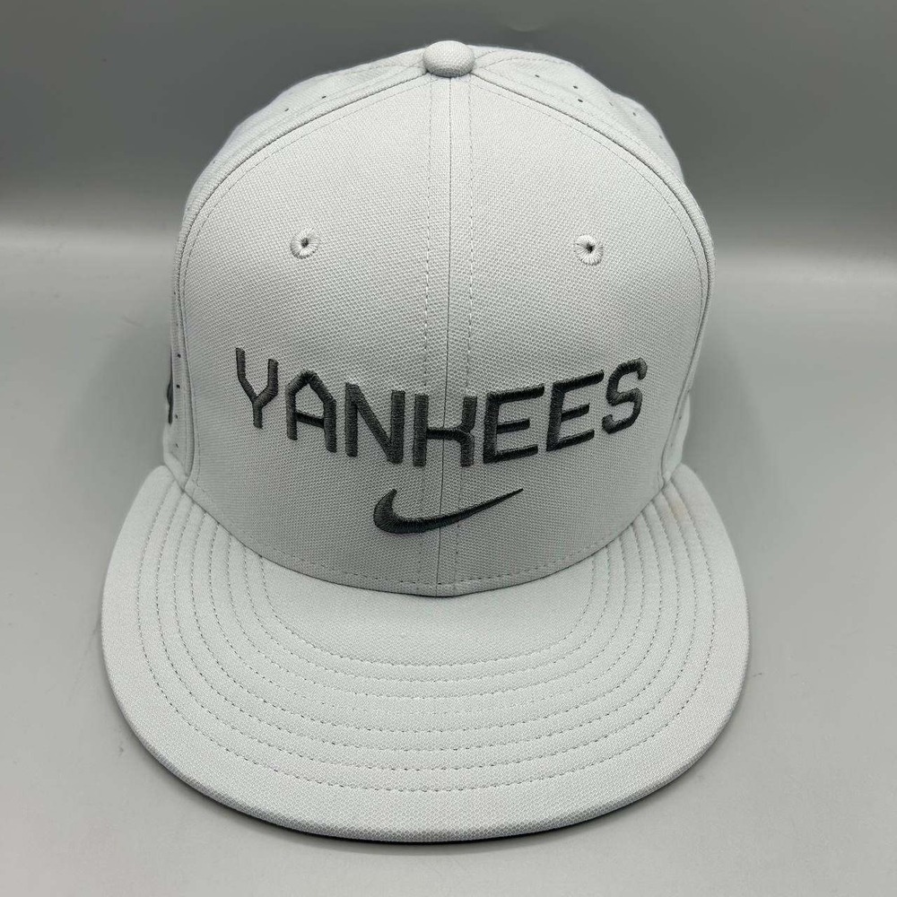 Nike Pro New York Yankees Dri-Fit Hat Men 7 3/8 Gray Embroidered Fitted Cap